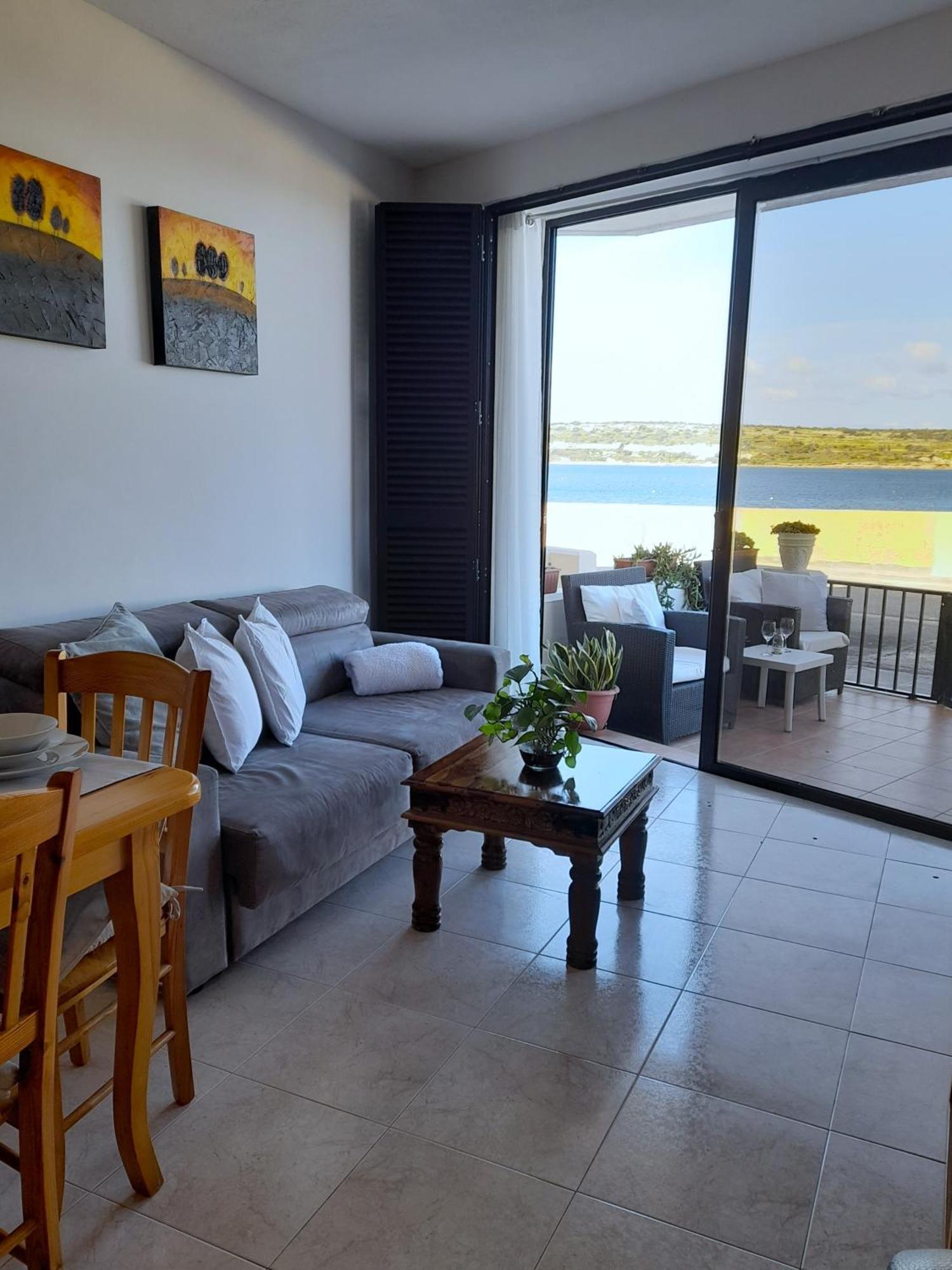 Seafront Maisonette Ocean Views & Terrace メーリッハ エクステリア 写真